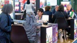 أصغر ناشرة وأصغر كاتب في العالم.. طفلان إماراتيان يبدعان بـ «فرانكفورت الدولي للكتاب»