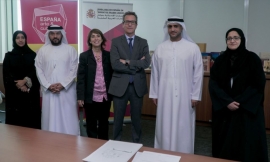 دائرة الثقافة والسياحة - أبوظبي تتبادل أحدث إصداراتها مع المكتبة الإسلامية في أسبانيا