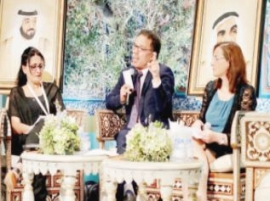 جلستان لبحث دور القراءة والنقد الأدبي في تطور المهارات الفردية