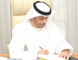 باحث إماراتي يتبرع بـ 2000 كتاب لمكتبات صعيد مصر