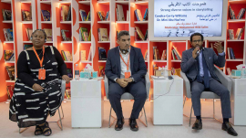 روائيون يناقشون خصائص الأدب الأفريقي في &quot;الشارقة الدولي للكتاب&quot;
