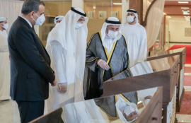 سلطان القاسمي يفتتح معرض " كلمات من الشرق " للمخطوطات و المقتنيات النادرة