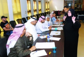 ترميم المخطوطات التاريخية في مركز جمعة الماجد للثقافة