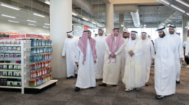 سلطان القاسمي يفتتح مكتبة جرير في مدينة الشارقة