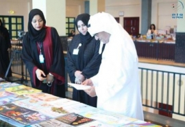 عبدالملك القاسمي يفتتح معرض الكتاب المصاحب لمبادرة " كلنا نقرأ "