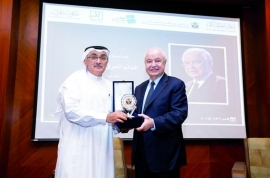 ديوان سمو الحاكم بدبي بالتعاون مع «الشؤون القانونية» يستضيف أبوغزالة