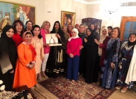 «واحة الثقافة» بشرطة أبوظبي تثقف الجاليات بأهمية القراءة