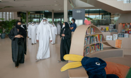 ولي عهد الشارقة يتفقد بيت الحكمة