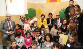 &quot;كلمات لتمكين الأطفال&quot; تقدّم 2000 كتاب جديد لمكتبات إيطاليا