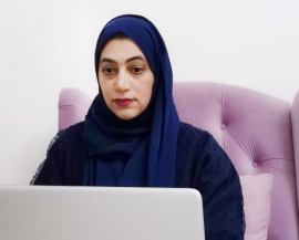 «النساء والمكتبات» تبرز علاقة المرأة مع الكتب