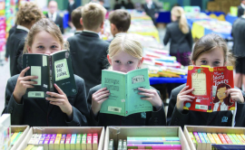 طلبة مدارس دبي الخاصة بالمرتبة 6 عالمياً في مهارات القراءة