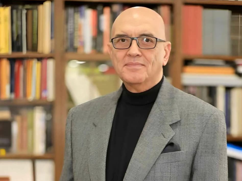 المصري محمد سلماوي"شخصية العام الثقافية"للدورة الـ44 من معرض الشارقة الدولي للكتاب