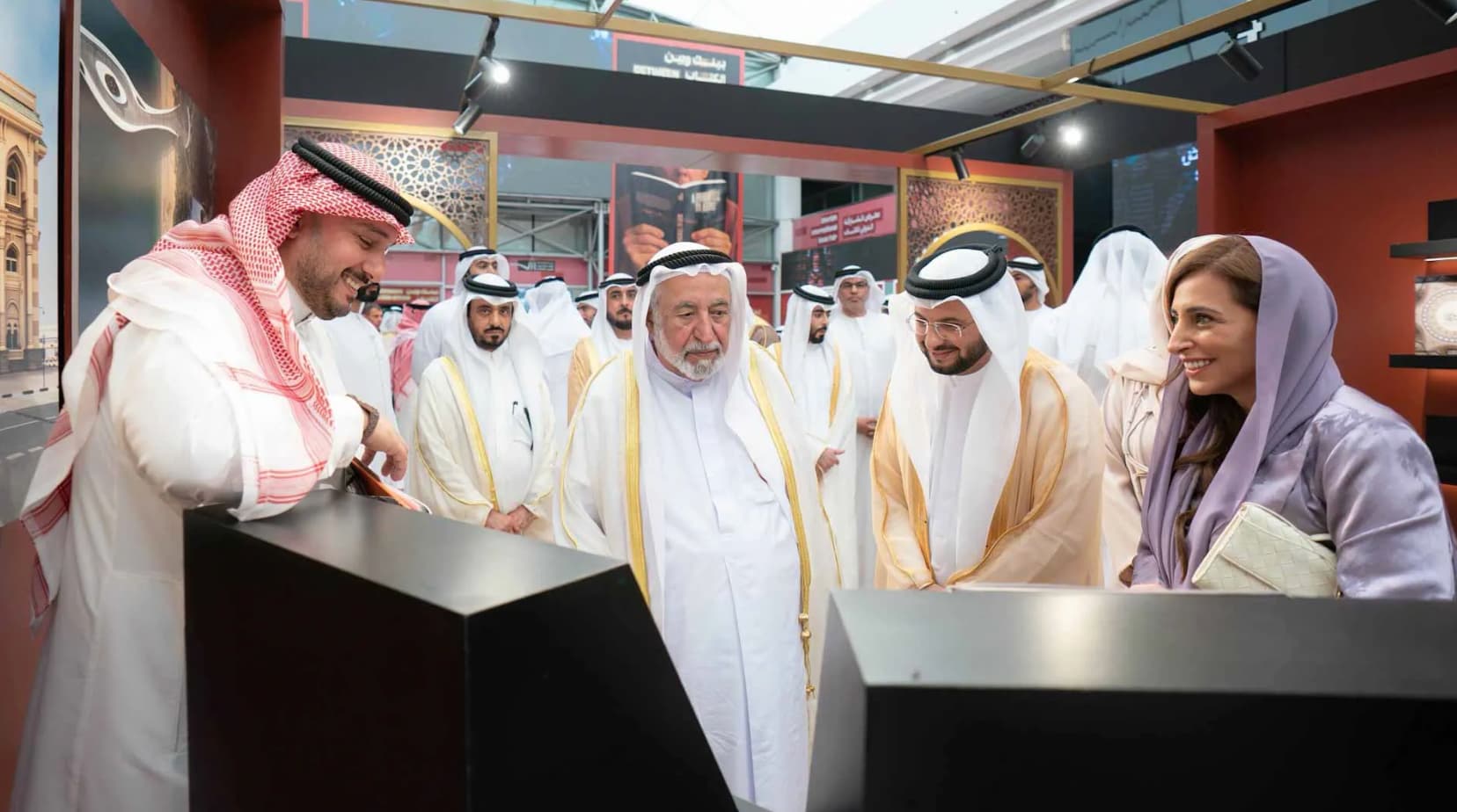 حاكم الشارقة يشهد إطلاق مجموعة كلمات دار "سراب"