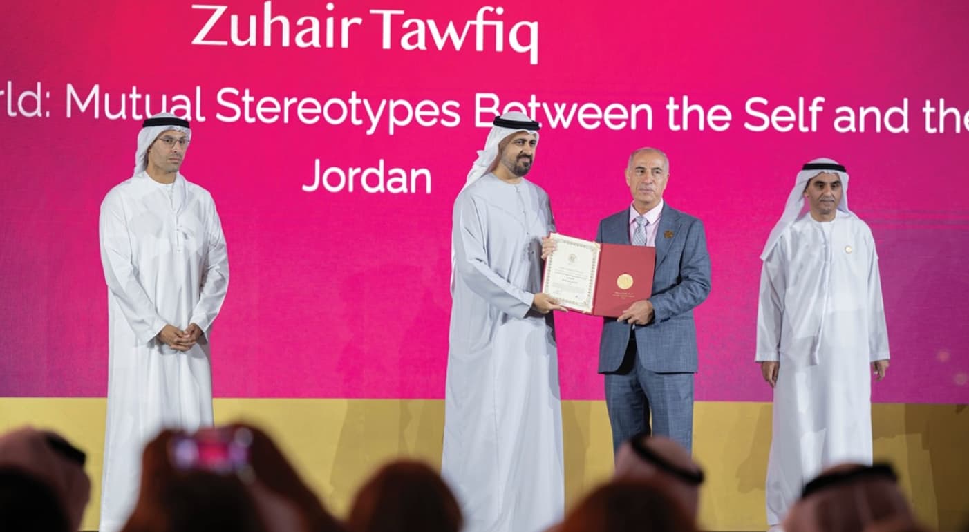 تحت رعاية رئيس الدولة .. ذياب بن محمد بن زايد يكرِّم الفائزين في الدورة الـ20 من جائزة الشيخ زايد للكتاب